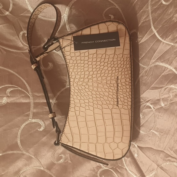 FRENCH CONNECTION Galellea Crocodile-embossed Shoulder Bag - Picture 5 of 6